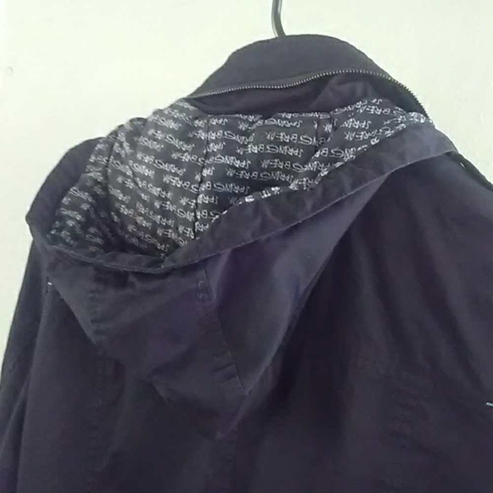 Light Fall Coat - Picture 7 of 7